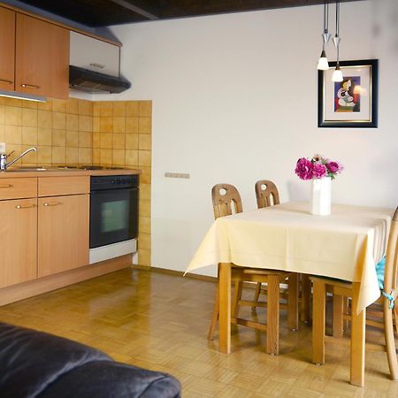 Apparthaus Arosa Essen Habitación foto